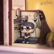 POP NOOKS HARRY POTTER IN CUPBOARD